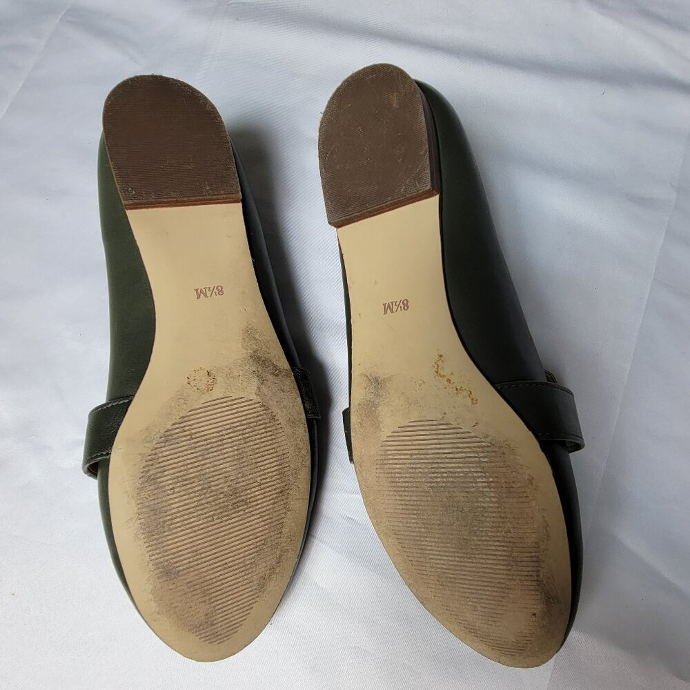 Talbots Ryan Buckle Loafer Women's Size 8.5 M Napa Leather Sage Green EUC - Picture 10 of 13